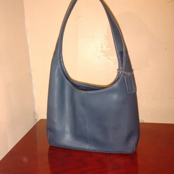 Tocca vintage  Navy Blue Shoulder Bag - Picture 10 of 11